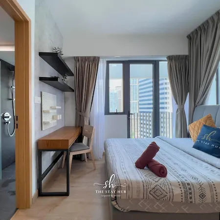 The Luxe Klcc View Sky Pool Apartment Kuala Lumpur Exterior photo