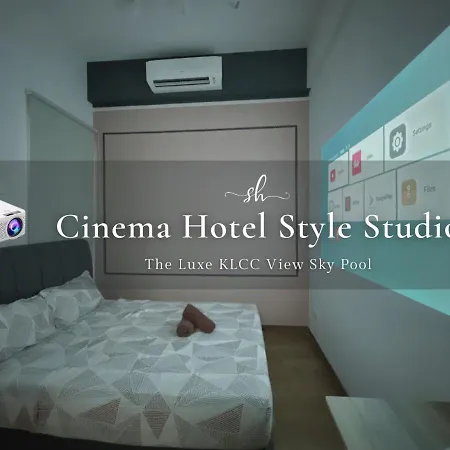 The Luxe Klcc View Sky Pool Apartment Kuala Lumpur Exterior photo