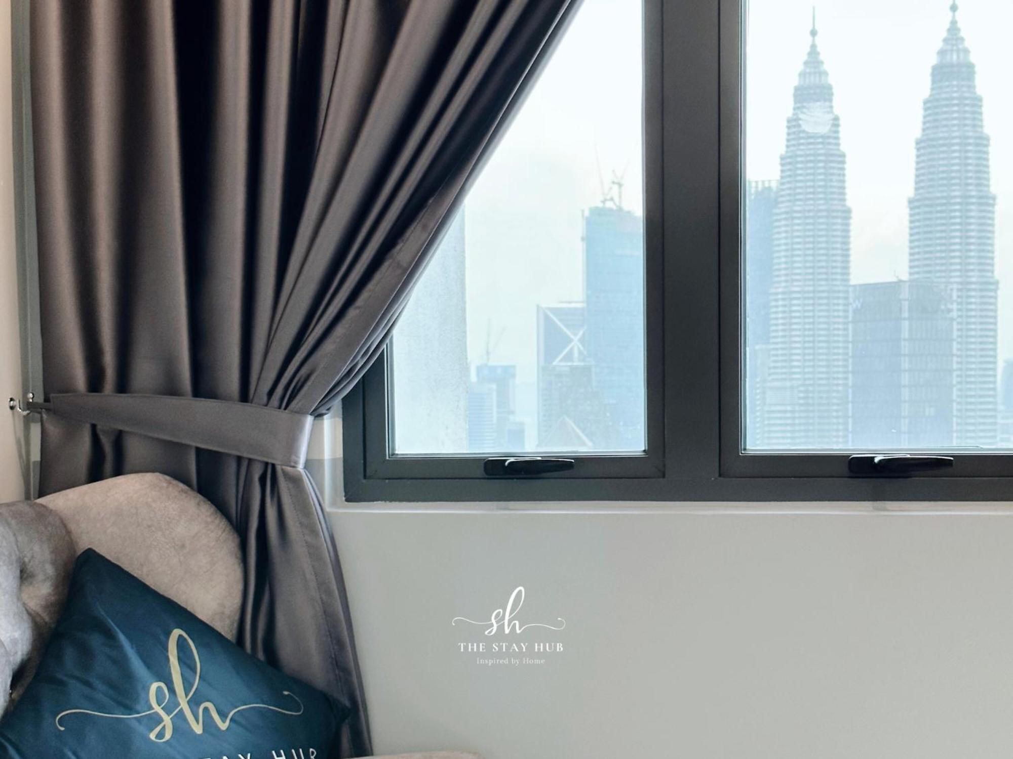 Apartment The Luxe Klcc View Sky Pool Kuala Lumpur