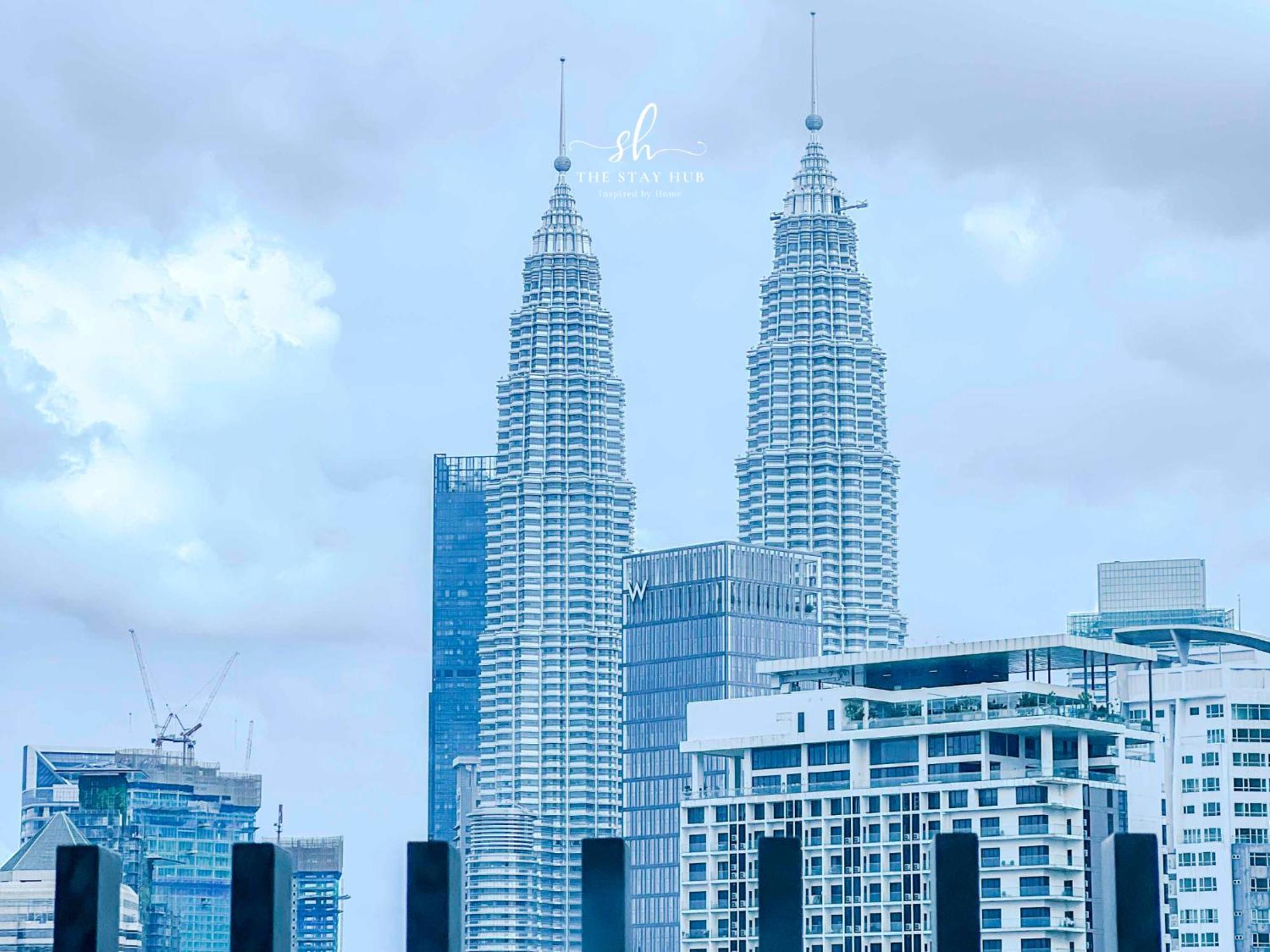 The Luxe Klcc View Sky Pool *
